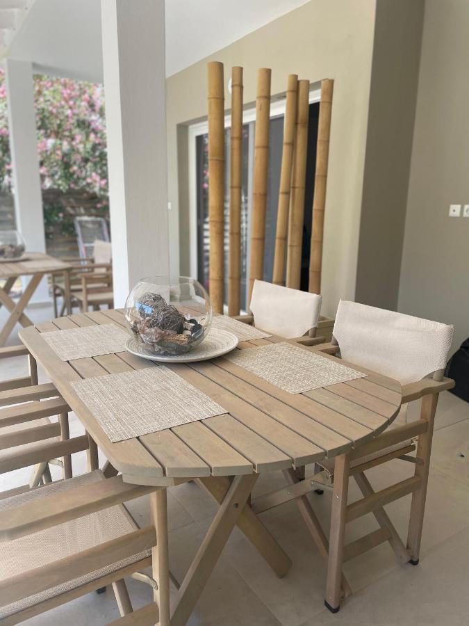 Central Luxury Apartment In Paralia Ofryniou Ofrínio Kültér fotó