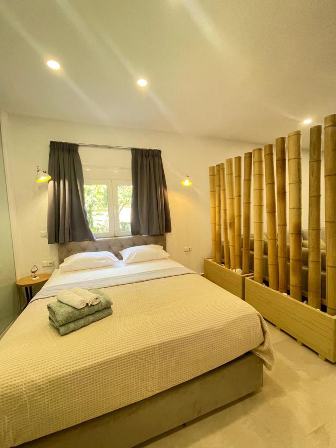 Central Luxury Apartment In Paralia Ofryniou Ofrínio Kültér fotó